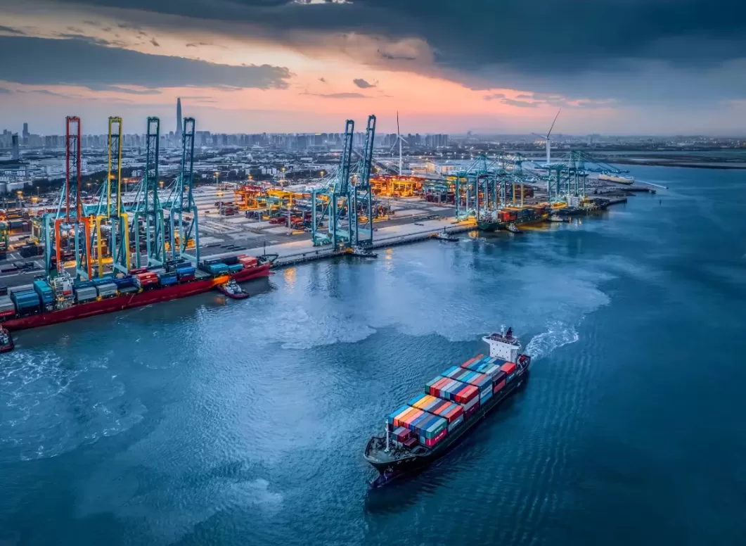 Importazione di macchinari pesanti