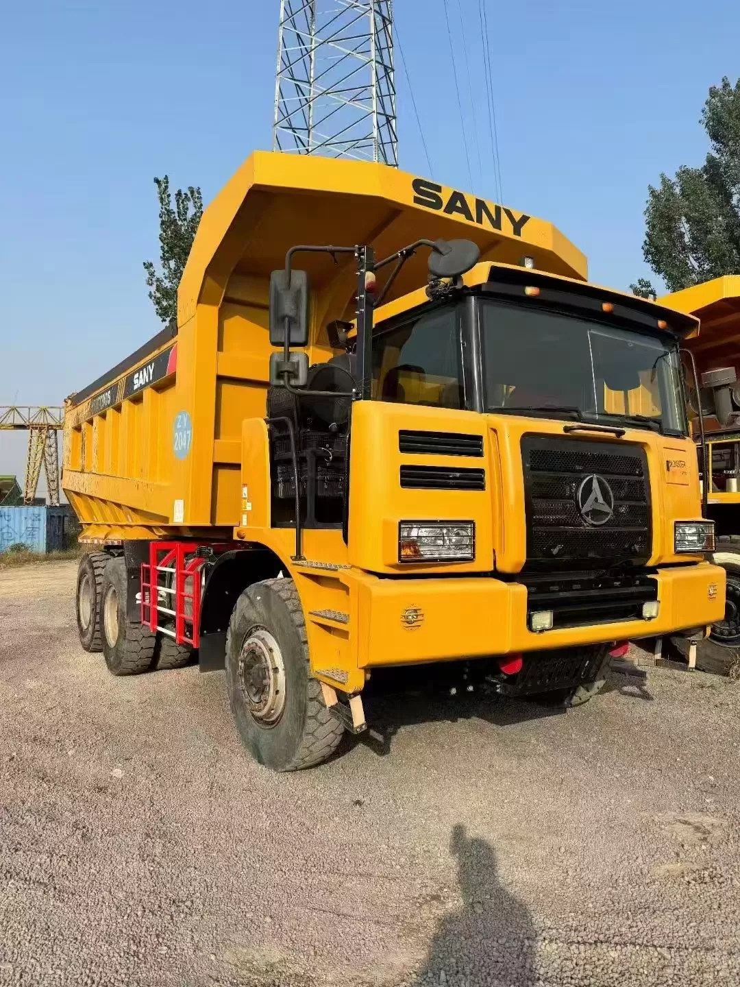 autocarro con cassone ribaltabile da miniera a corpo largo fuori strada del camion fuori strada del carico utile di sany skt90s 6x4 60ton