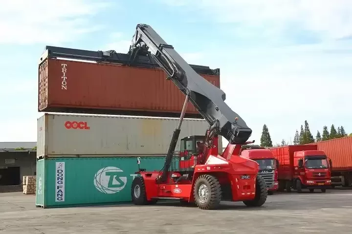 reach stacker per container zpmc da 45 tonnellate del 2018