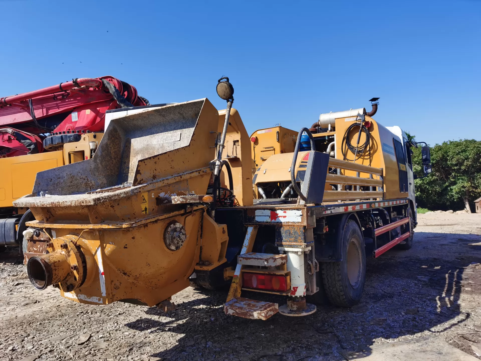 2021 pompa di linea di pompe per calcestruzzo montate su camion mobile sany city pump per l'edilizia